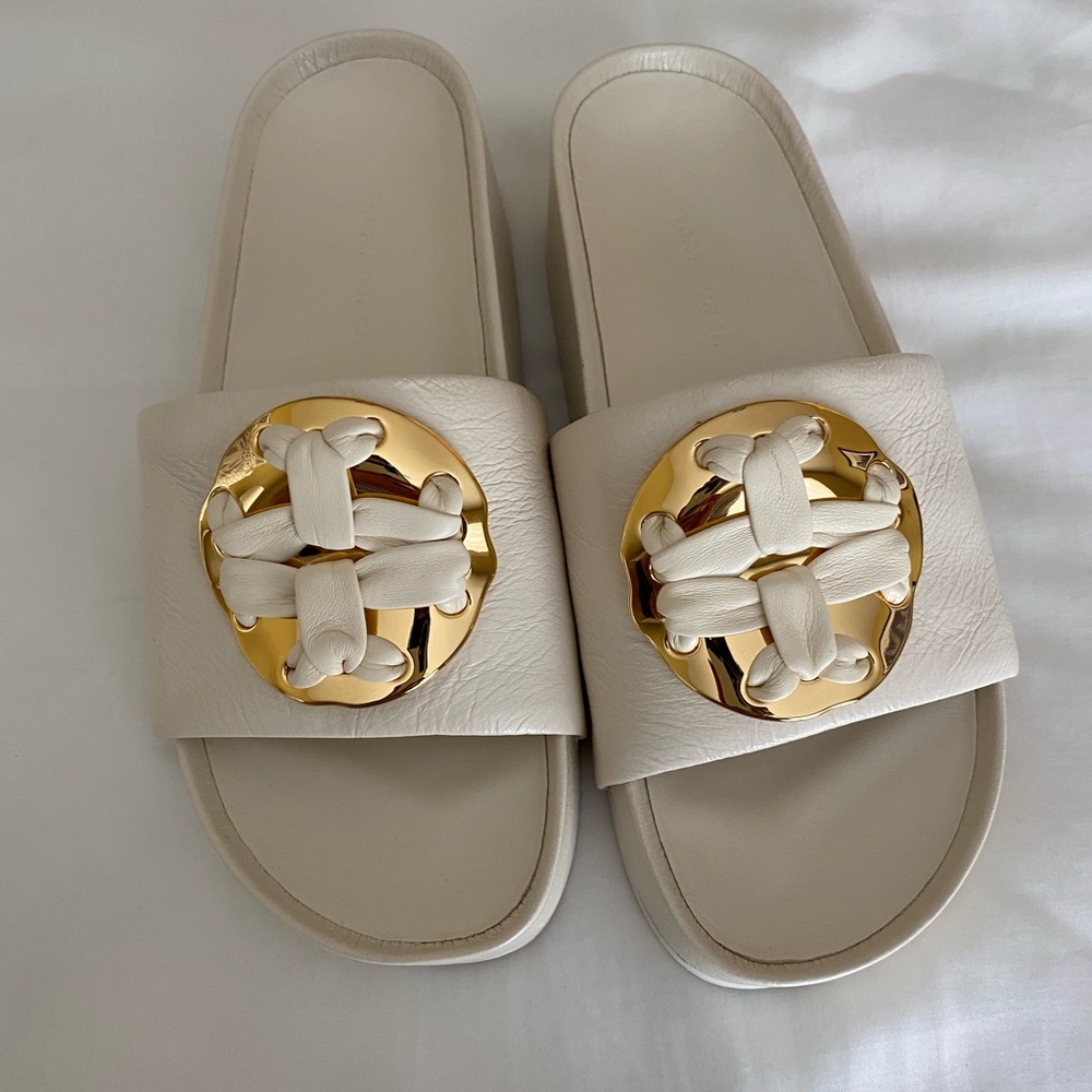 New!! Tory Burch platform Sandals Size 5
